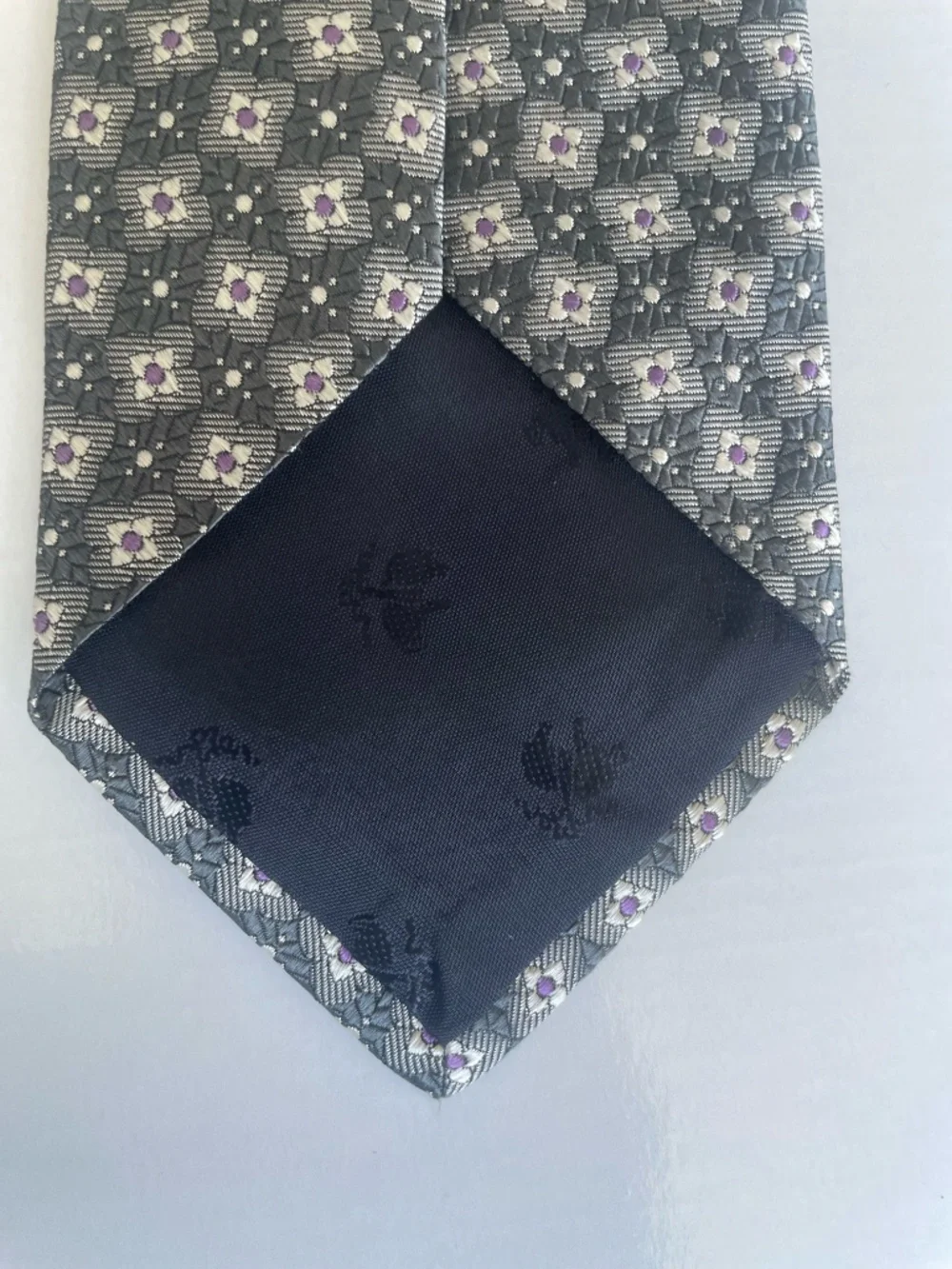 NWT Brooks Brothers Silk Gray and Purple Tie with Geometric Floral-Type Pattern